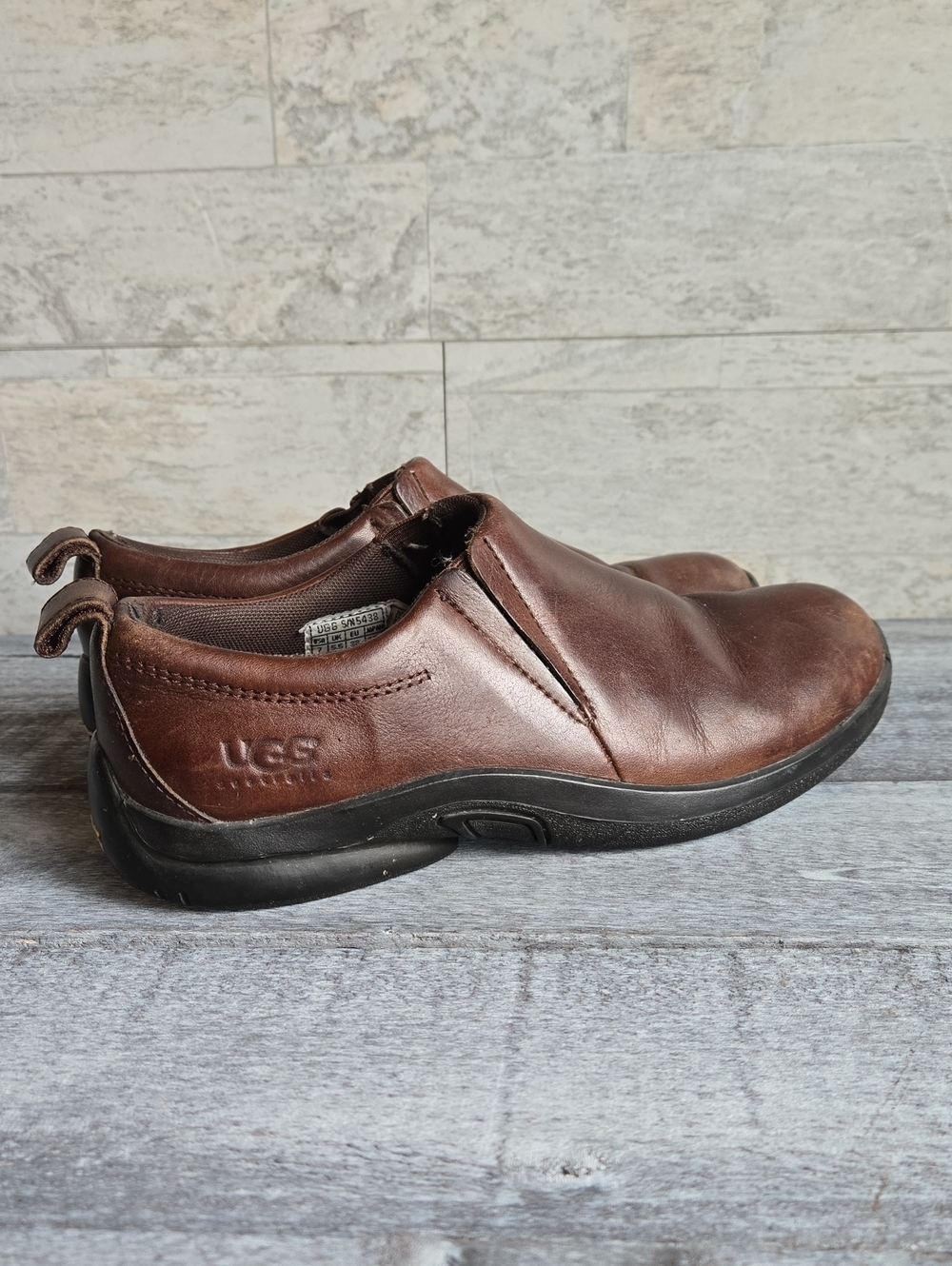 UGG Australia Brown Leather Rylan Slip On Loafers Clogs Shoes Women's 7 S/N 5438